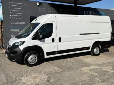 Used Peugeot Boxer 140 HP (102 kW) 2021 White Van