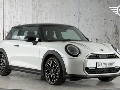 Used Mini Cooper S Hatch 201 HP (147 kW) 2025 White Hatchback