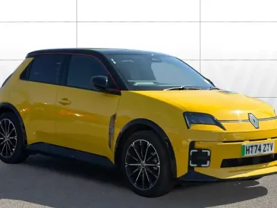 Usado Renault R5 Iconic 110 kW (150 HP) 2024 Other Citadino