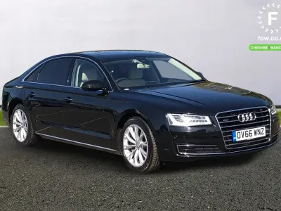 Used Audi A8 Comfort 262 HP (192 kW) 2016 Black Sedan