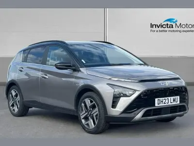 Begagnad Hyundai Bayon Ultimate 120 HK (88 kW) 2023 Brun SUV