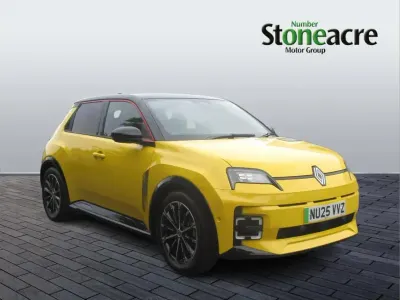 Used Renault R5 Iconic 110 kW (150 HP) 2025 Other Hatchback