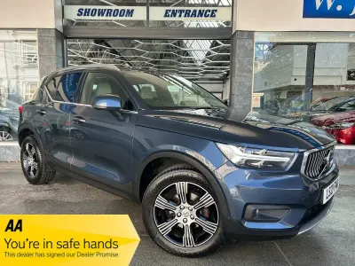 Used Volvo XC40 Inscription 163 HP (119 kW) 2021 Blue SUV