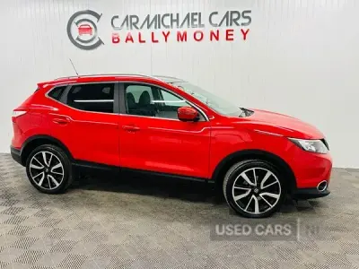 Used Nissan Qashqai Tekna 110 HP (80 kW) 2016 Red SUV