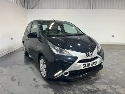 Used Toyota Aygo X-play 68 HP (50 kW) 2016 Black Hatchback