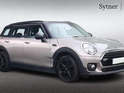 Usado Mini Cooper D Clubman 148 CV (108 kW) 2017 Plateado Familiar