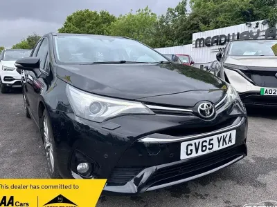 Usado Toyota Avensis 2015 Preto Carrinha