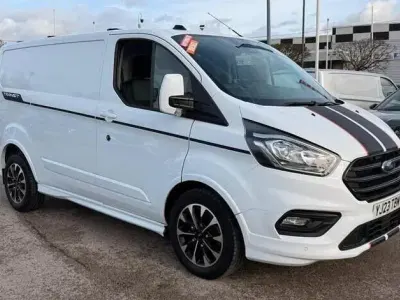 Usado Ford Transit Custom Sport 170 HP (125 kW) 2023 Branco Van