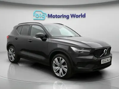 Used Volvo XC40 R-Design 258 HP (189 kW) 2022 Black SUV