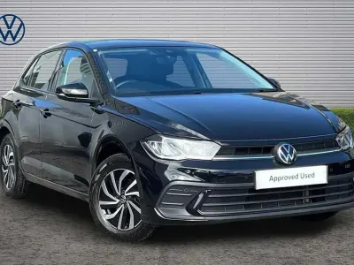Used VW Polo Life 95 HP (69 kW) 2024 Black Hatchback
