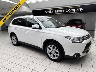 White Used 2016 Mitsubishi Outlander SUV | £9,499 (Super price)