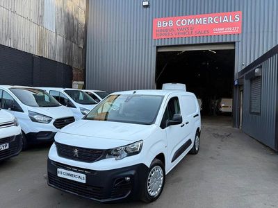 Used Peugeot Partner 131 HP (96 kW) 2021 White MPV