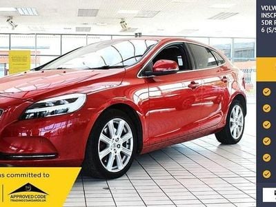 Used Volvo V40 Inscription 122 HP (89 kW) 2018 Red Hatchback