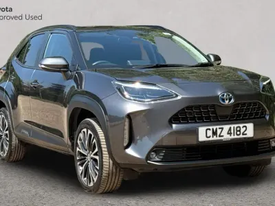 Used Toyota Yaris Cross 116 HP (85 kW) 2023 Decuma grey SUV