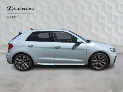 Käytetty Audi A1 S-Line 94 HP (69 kW) 2023 Harmaa Katumaasturi