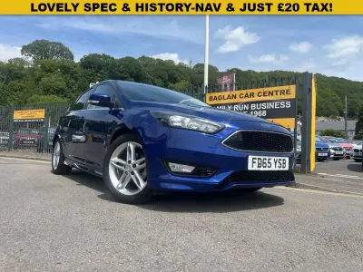 Used Ford Focus Zetec 120 HP (88 kW) 2015 Blue Hatchback
