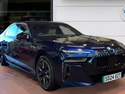 Used BMW i7 Comfort Edition 478 kW (650 HP) 2024 Blue Sedan