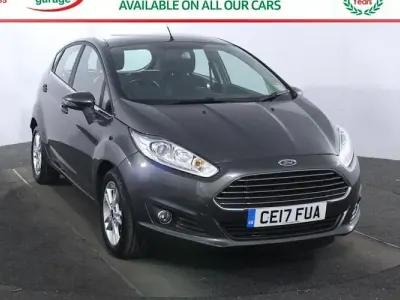 Used Ford Fiesta Zetec 101 HP (74 kW) 2017 Grey Hatchback