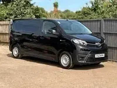 Used Toyota Proace 100 kW (136 HP) 2021 Black MPV