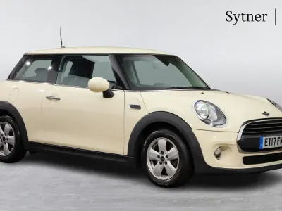 Used Mini ONE Hatch 101 HP (74 kW) 2017 White Hatchback