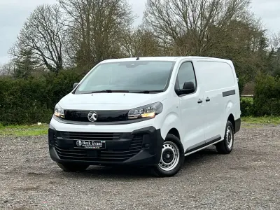 Used Vauxhall Vivaro S 2025 White MPV