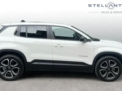 Begagnad Jeep Avenger EV Summit 113 kW (154 HK) 2025 SUV
