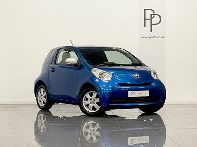Toyota iQ