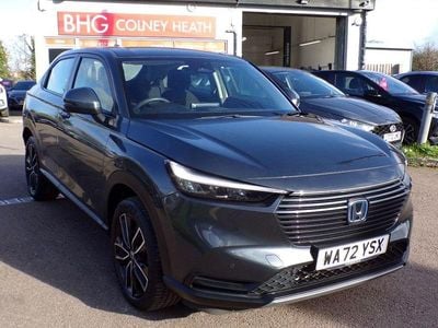 Used Honda HR-V Elegance 131 HP (96 kW) 2022 Grey SUV