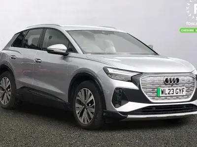 Used Audi Q4 e-tron Sport 150 kW (204 HP) 2023 Silver SUV