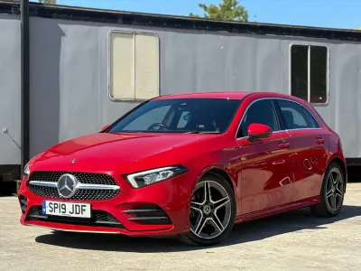 Begagnad Mercedes A180 AMG line 116 HK (85 kW) 2019 Röd Halvkombi