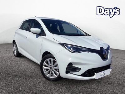 Used Renault Zoe Iconic 100 kW (136 HP) 2021 White Hatchback