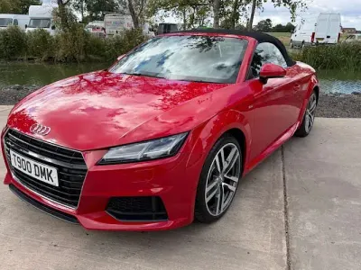 Used Audi TT Roadster S-Line 230 HP (169 kW) 2015 Red Cabriolet