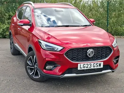 Used MG ZS Exclusive 111 HP (81 kW) 2023 Red SUV