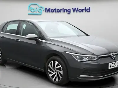 Second-hand VW Golf VIII Style 204 CP (150 kW) 2023 Gri Hatchback