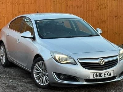 Silver Used 2016 Vauxhall Insignia Design Edition Hatchback | £2,690 (Good price)