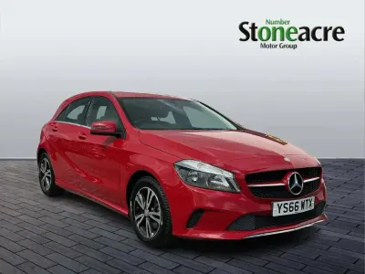 Usado Mercedes A160 SE 101 HP (74 kW) 2016 Vermelho Citadino