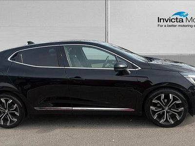 Used Renault Clio V Techno 90 HP (66 kW) 2023 Diamond black Hatchback