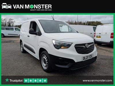 Used Vauxhall Combo 100 HP (73 kW) 2021 White MPV
