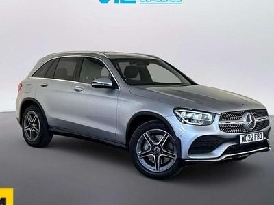 Begagnad Mercedes GLC300 AMG line 272 HK (200 kW) 2022 Silver Kombi