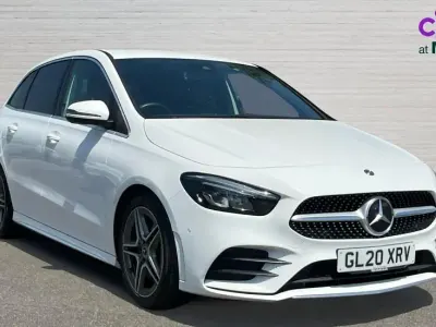 Used Mercedes B250 Executive 224 HP (164 kW) 2020 White Hatchback