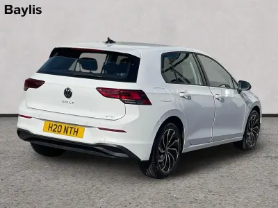 Used VW Golf VIII S 148 HP (108 kW) 2023 White Hatchback