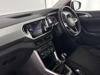 Used VW T-Cross Active 110 HP (80 kW) 2022 Grey SUV