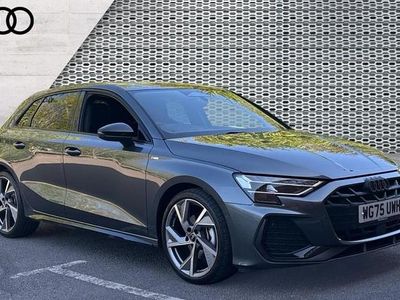 Używany Audi A3 Black Edition 150 KM (110 kW) 2026 Szary