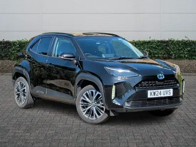 Used Toyota Yaris Hybrid 2024 Black Estate