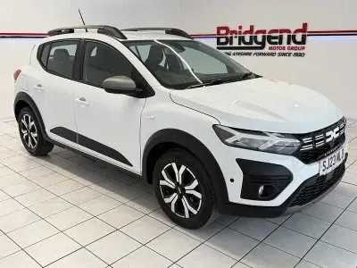 Used Dacia Sandero Journey 2023 White Hatchback
