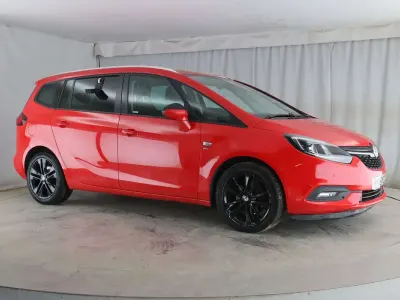 Used Vauxhall Zafira SRi 2016 Red MPV