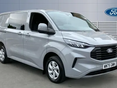 Usado Ford Transit Custom Limited 136 HP (100 kW) 2025 Van