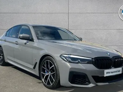 Usado BMW 530 M Sport 286 CV (210 kW) 2021 Gris