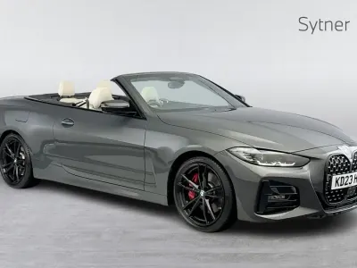 Usado BMW 420 M Sport 181 HP (133 kW) 2023 Cinzento Cabrios