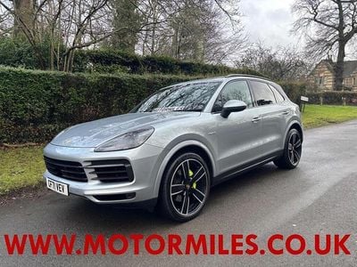 Used Porsche Cayenne 462 HP (339 kW) 2021 Silver SUV